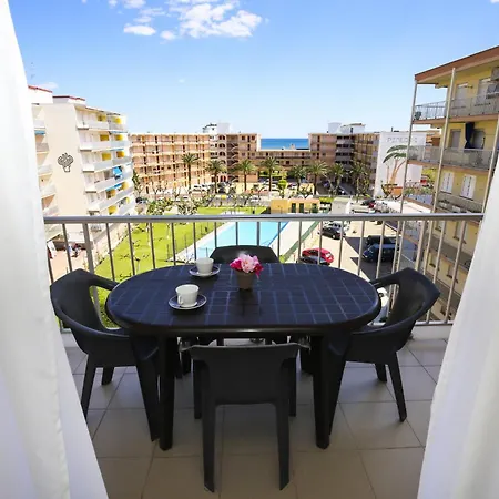 Pineda 7 Planet Apartment