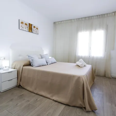 Pineda 7 Planet Apartment *